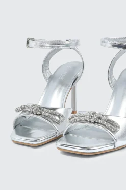 One Band Square Toe Sandals