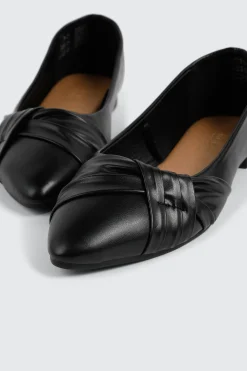 Pleated Pointed Toe Flats