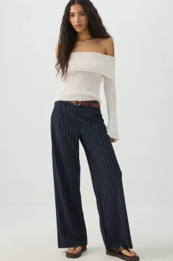 Pleated Pull On Wide Leg Trouser
