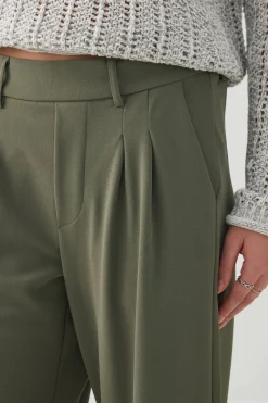 Pleated Pull On Wide Leg Trouser
