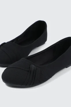 Pleated Round Toe Ballet Flats