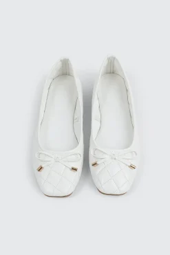 Quilted Square Toe Ballet Flats