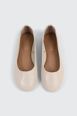 Round Toe Ballerina Flats