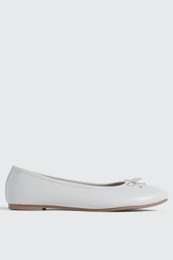 Round Toe Ballet Flats with Bow