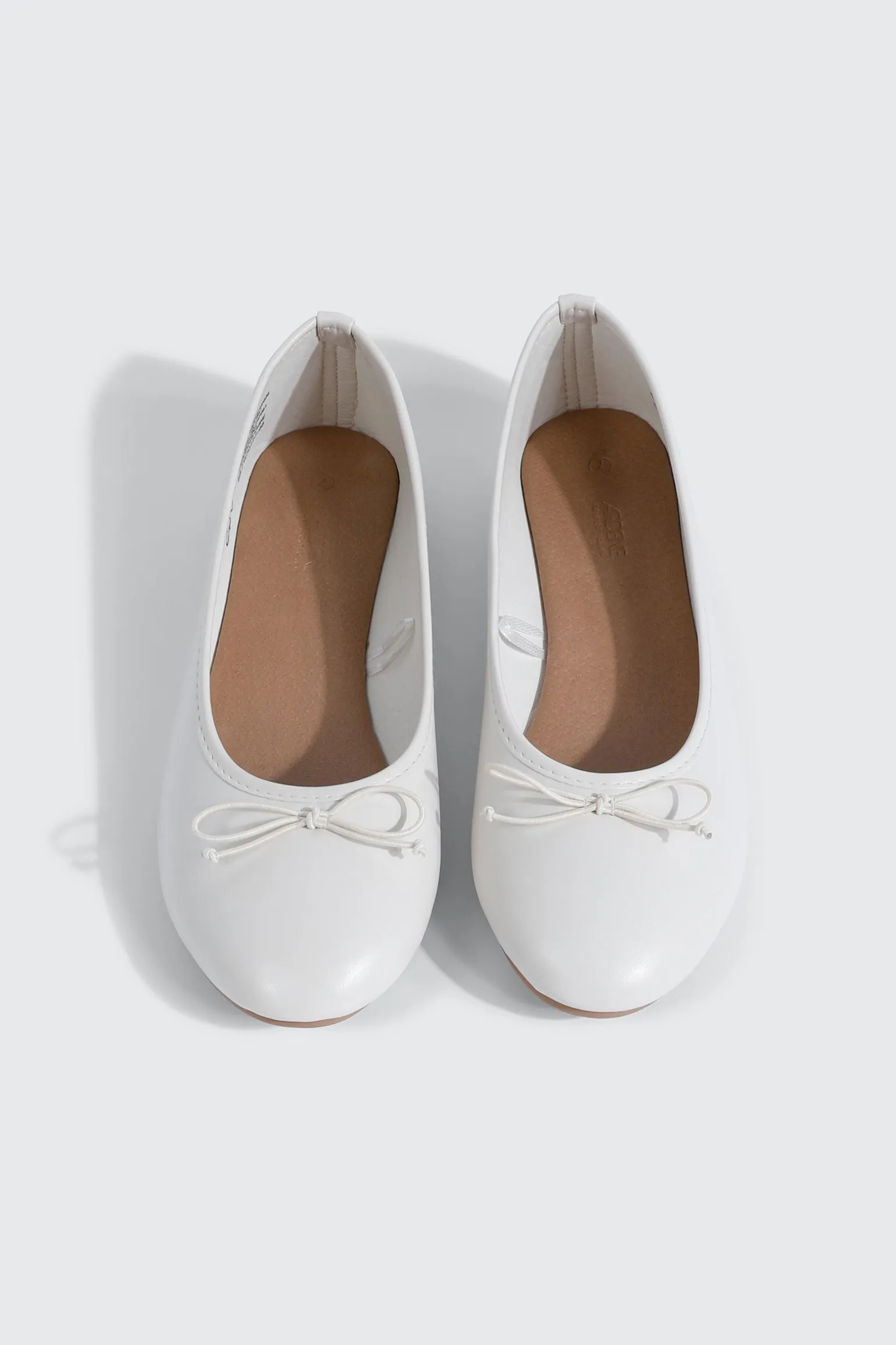 Round Toe Ballet Flats with Bow