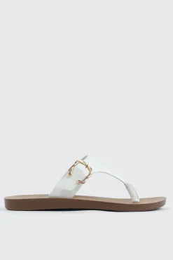 Round Toe Buckle Flat Sandals