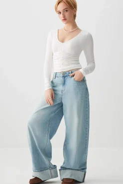 Ruched front Long Sleeve Top