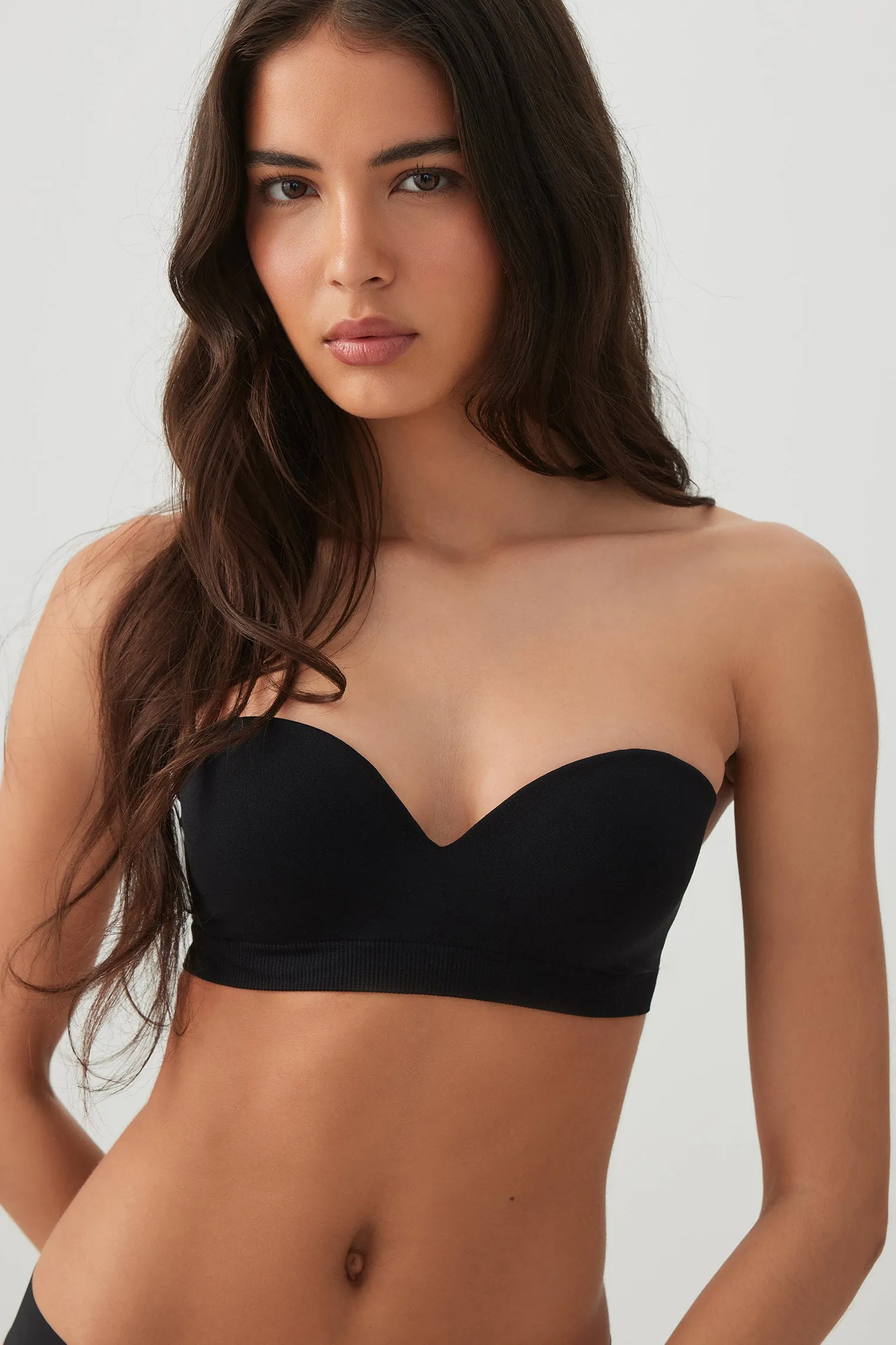 Seamless Strapless Push Up Bra