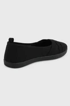 Slip-On Sneakers