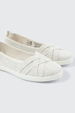 Slip-On Sneakers