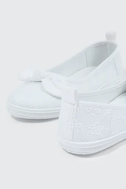 Slip On Sneakers with Bow