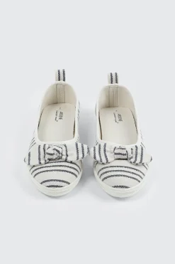 Slip On Sneakers with Bow