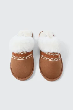 Slippers with Faux Fur Trim and Embroidery