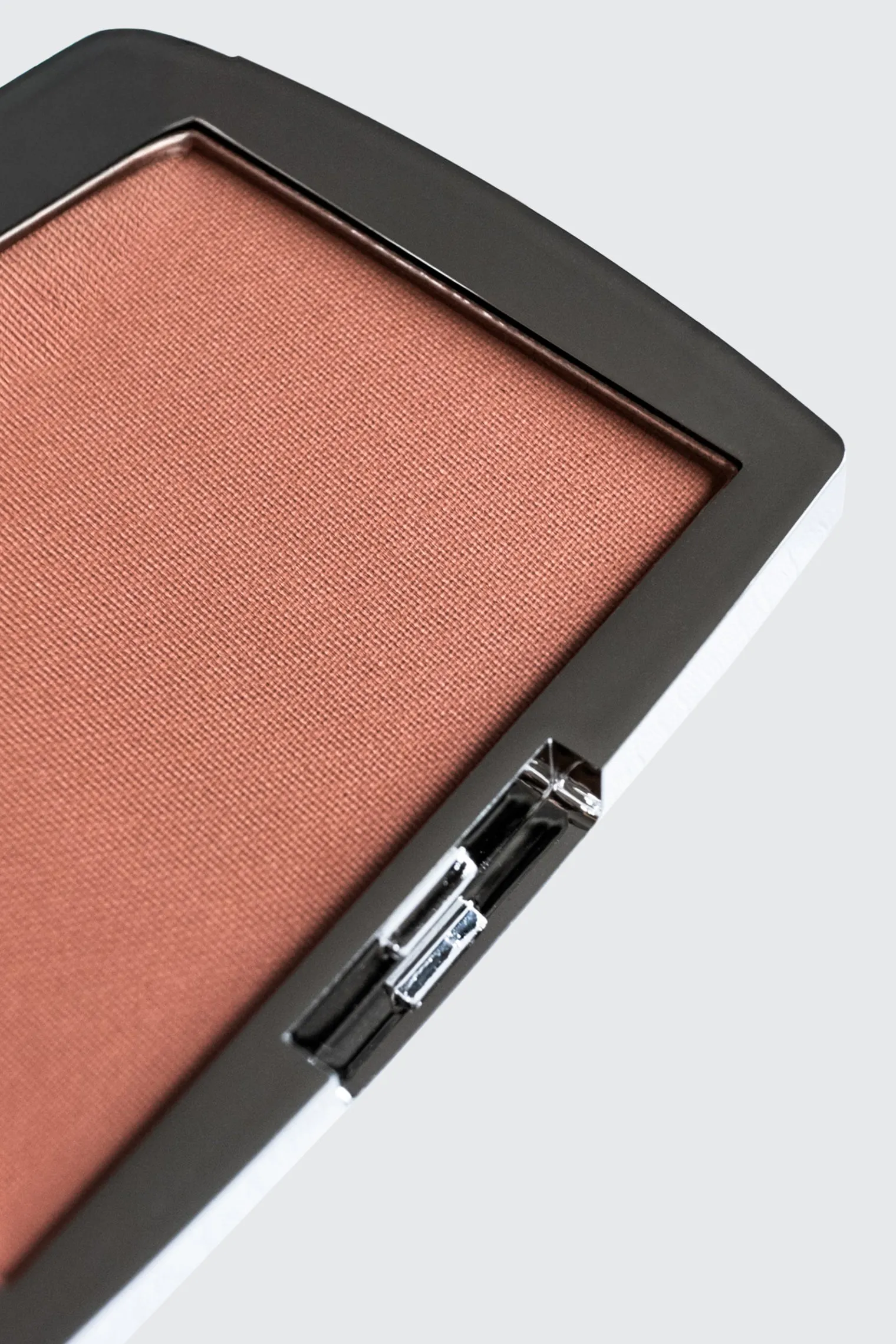 Sona Pressed Blush - Lush