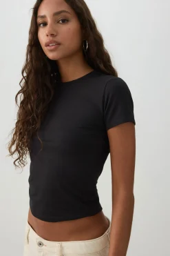 Super Soft Fitted Short Sleeve T-Shirt