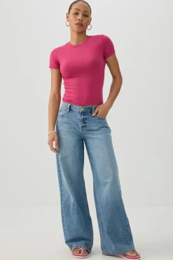 Super Soft Fitted Short Sleeve T-Shirt
