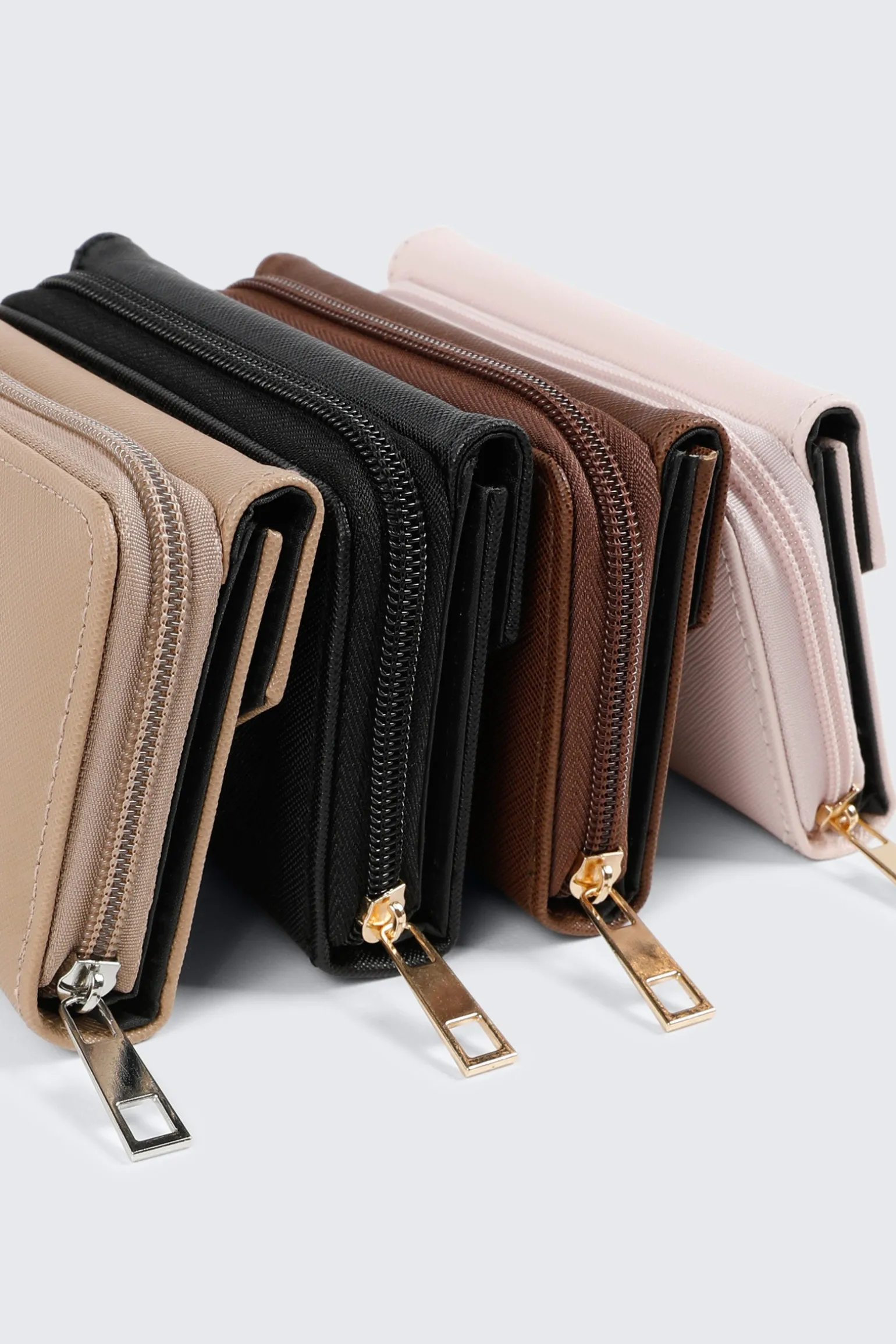 Textured Envelope Wallet