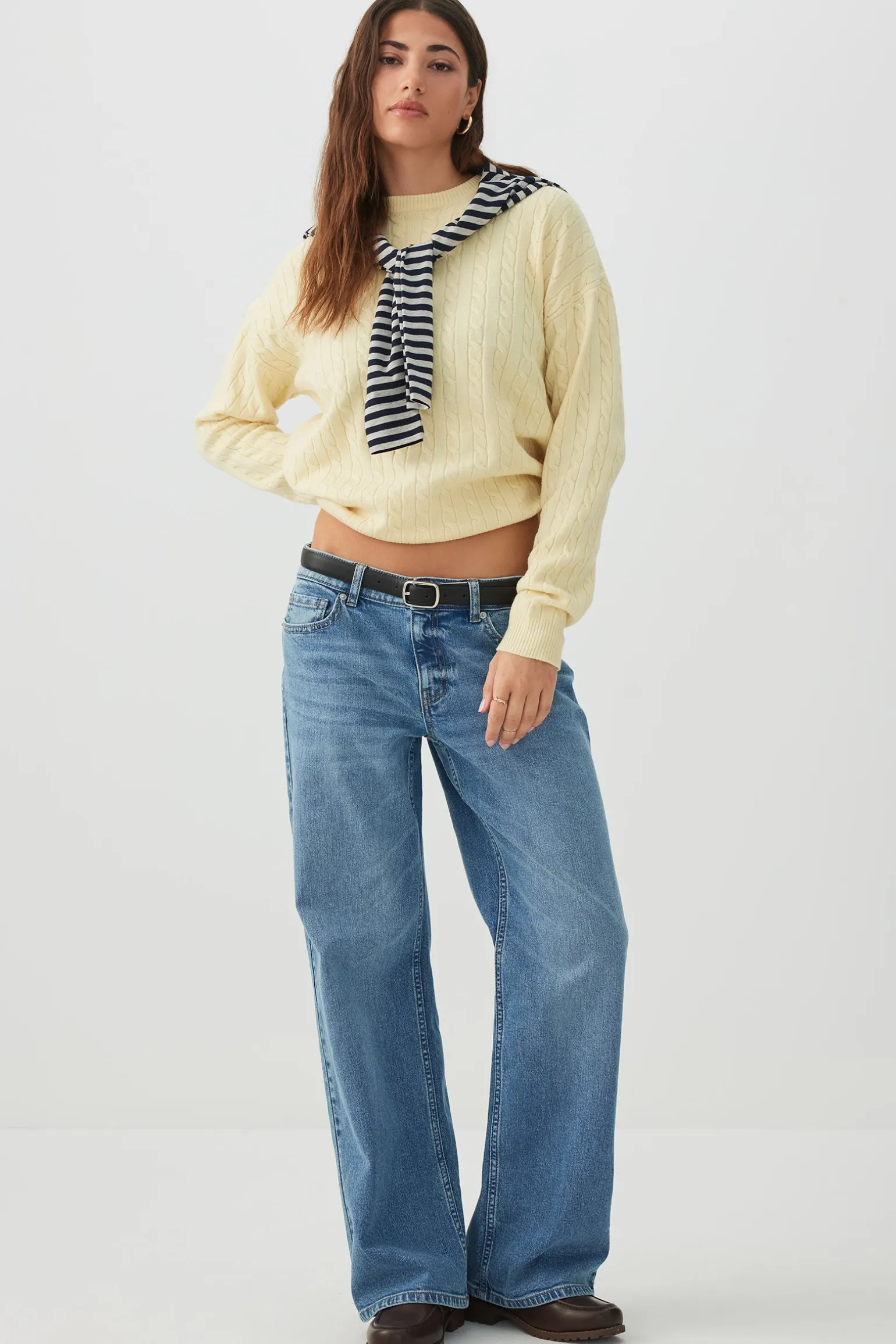The Era Mid Rise Straight Jean