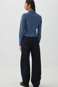 The Era Mid Rise Straight Jean
