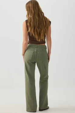 The Era Mid Rise Straight Jean