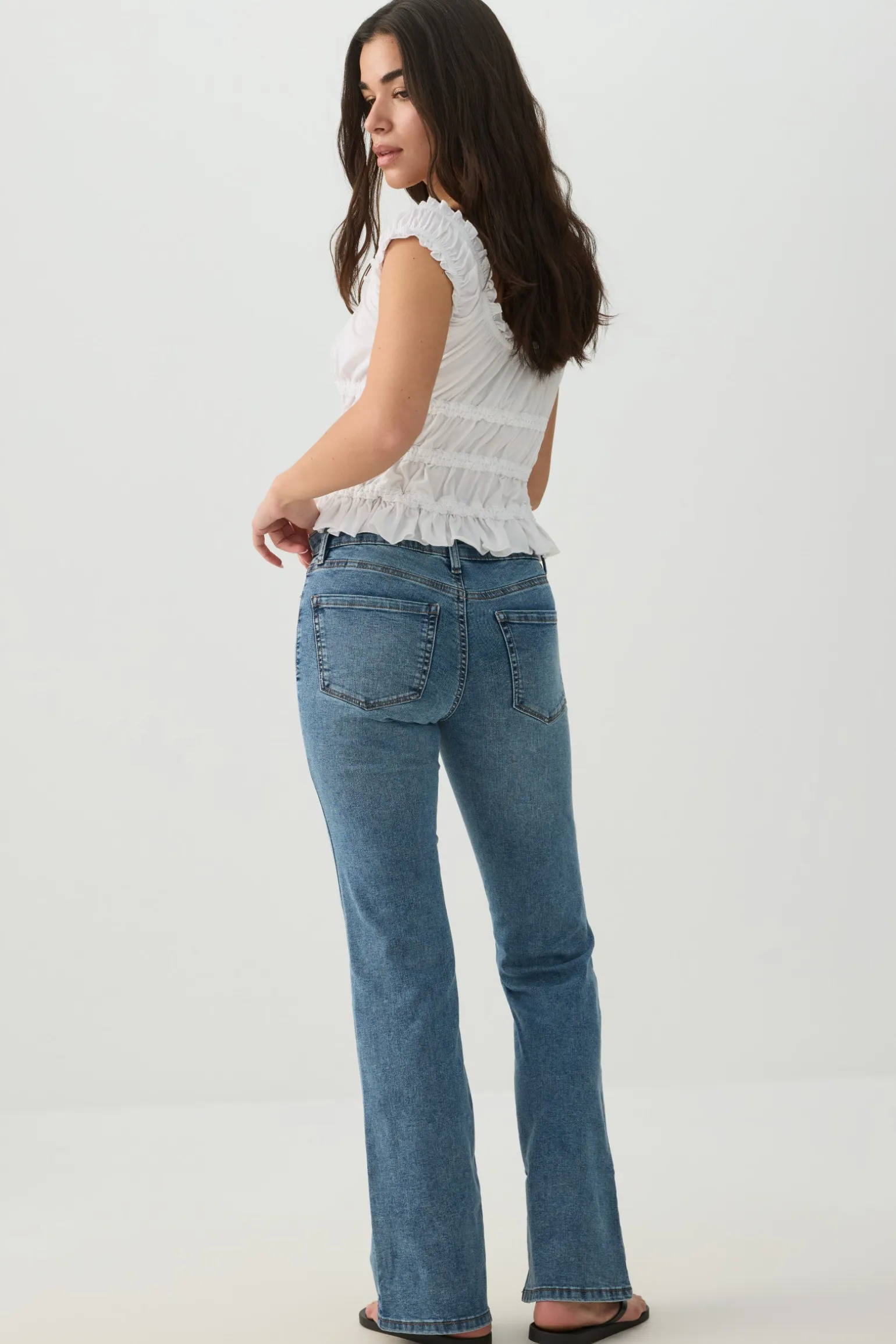 The Idol Fit Low Rise Flare Jean