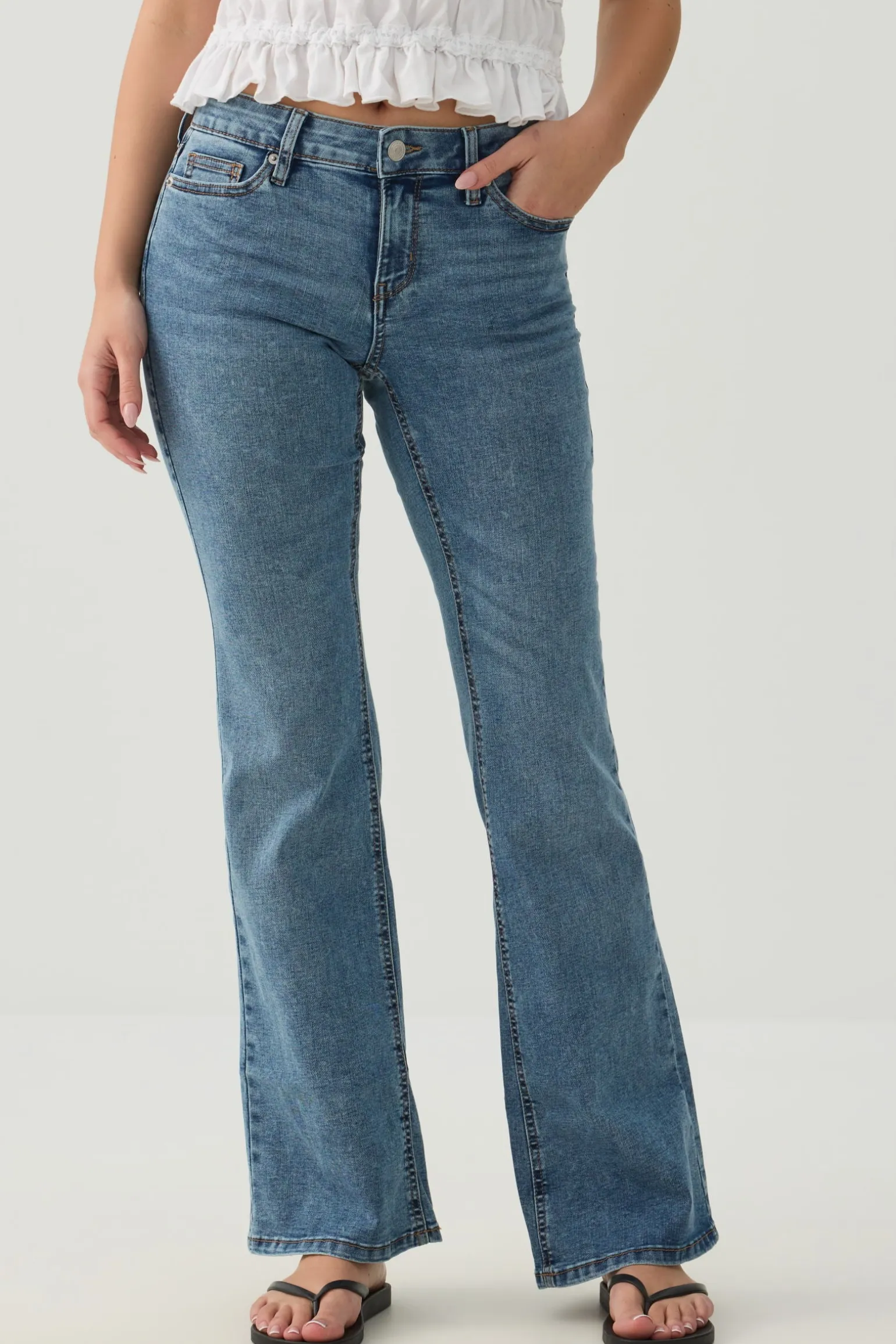 The Idol Fit Low Rise Flare Jean
