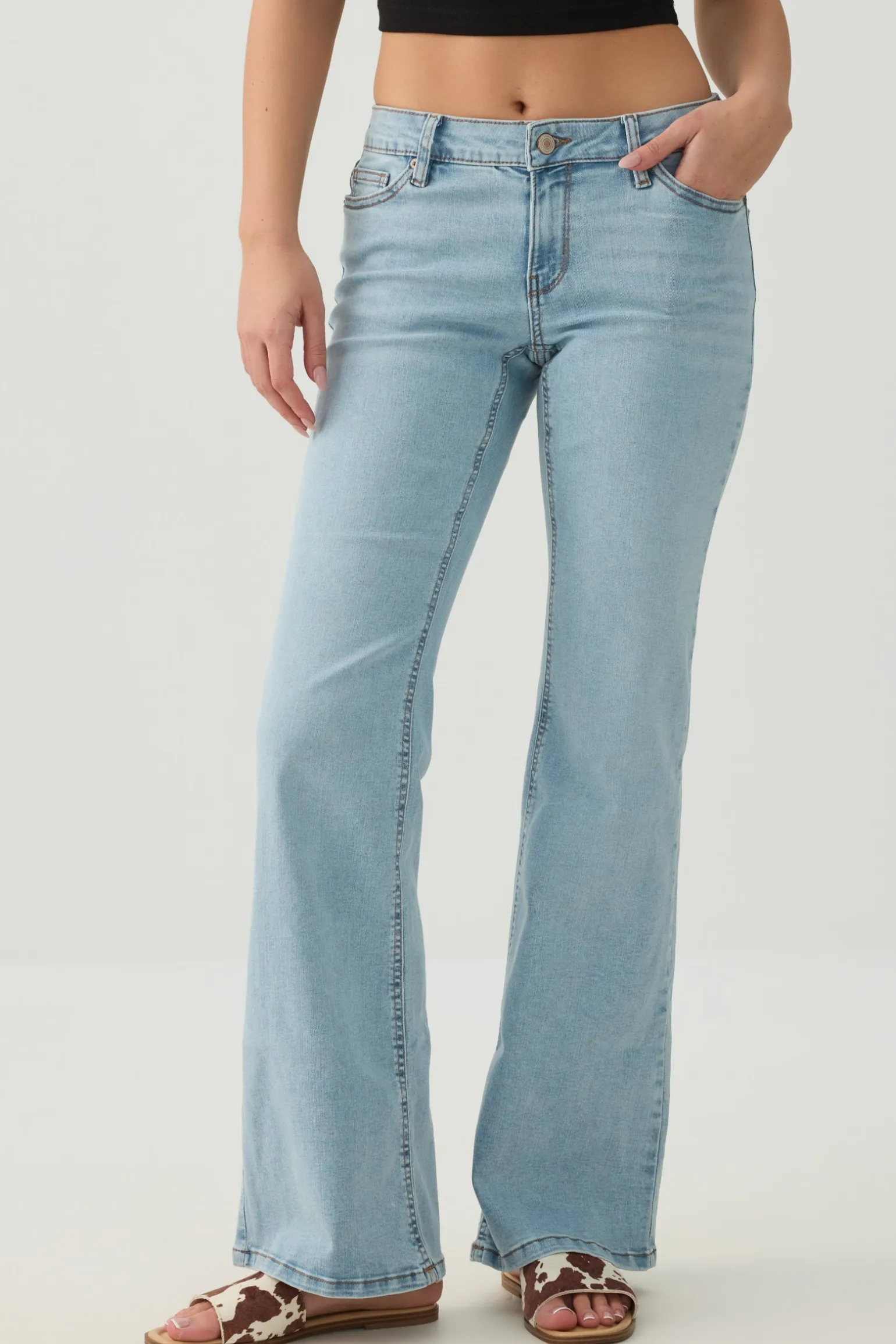 The Idol Fit Low Rise Flare Jean