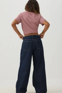 The Off-Duty Fit Low Rise Wide Leg Jean