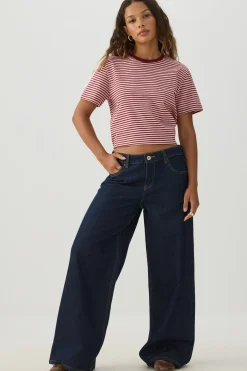 The Off-Duty Fit Low Rise Wide Leg Jean