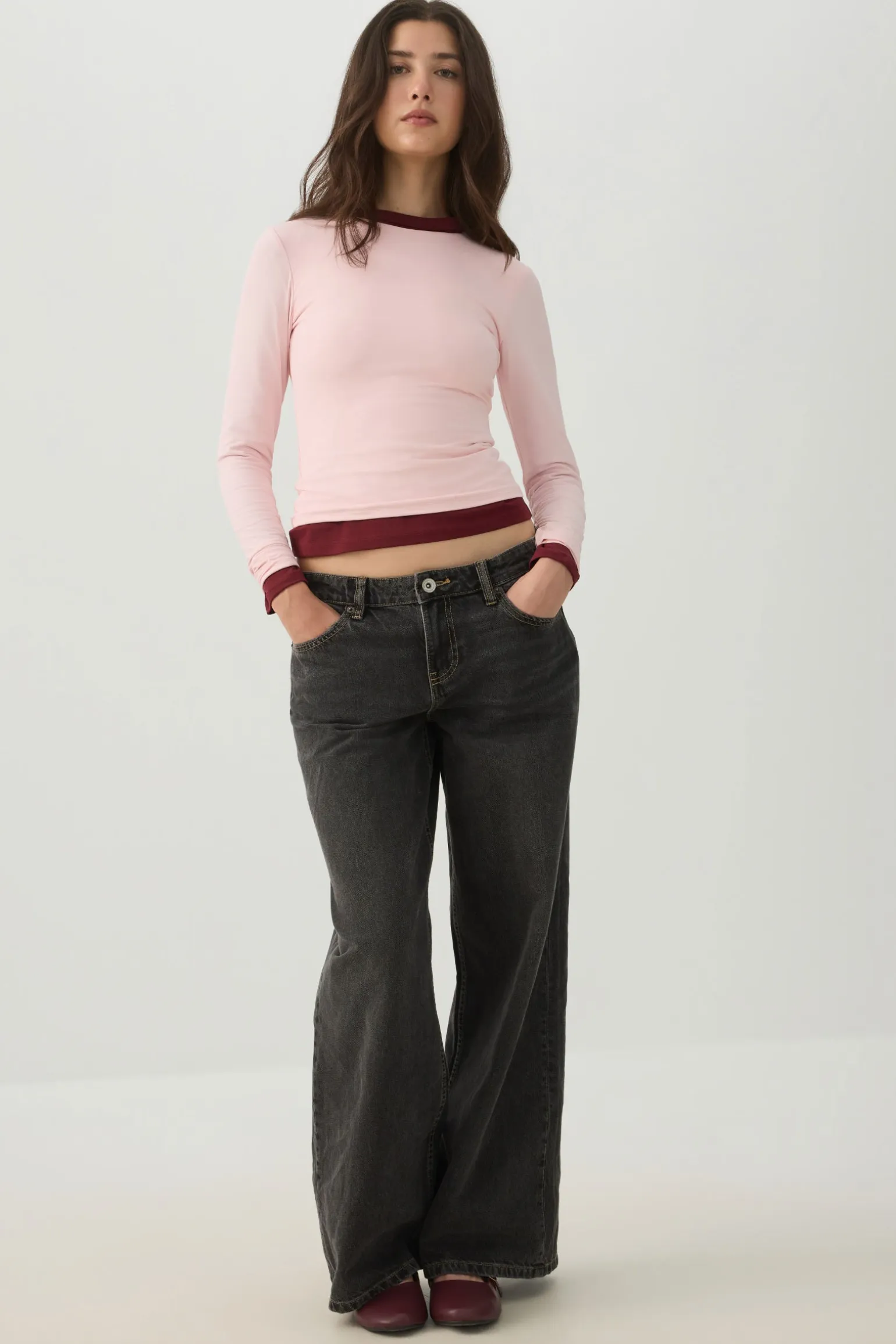 The Off-Duty Fit Low Rise Wide Leg Jean