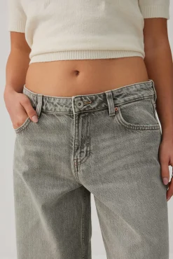 The Off-Duty Fit Low Rise Wide Leg Jean
