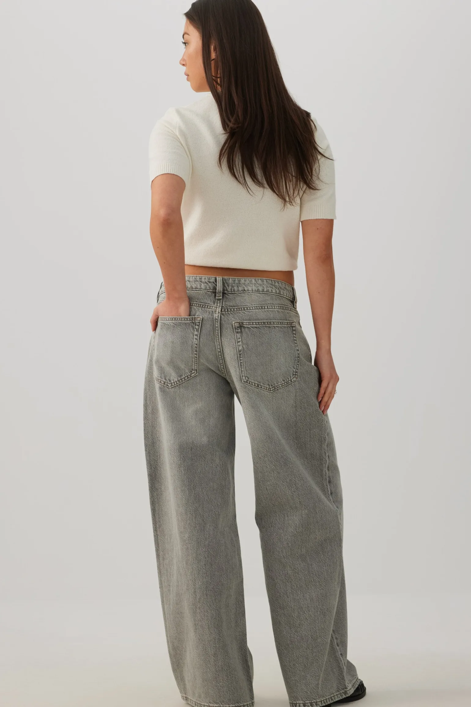 The Off-Duty Fit Low Rise Wide Leg Jean