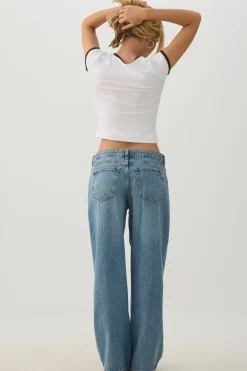 The Off-Duty Fit Low Rise Wide Leg Jean
