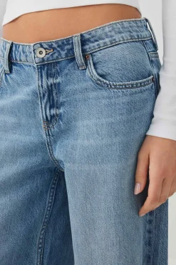 The Off-Duty Low Rise Wide Leg Jean