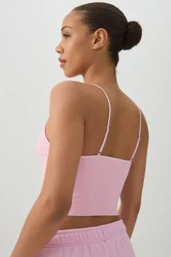 Ultra Crop Seamless Tank with Removable Cups