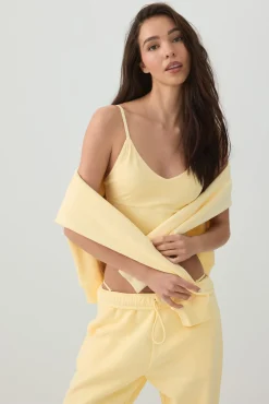 Ultra Crop Seamless Tank with Removable Cups