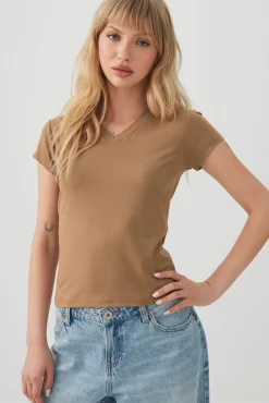 V-Neck Cropped T-Shirt