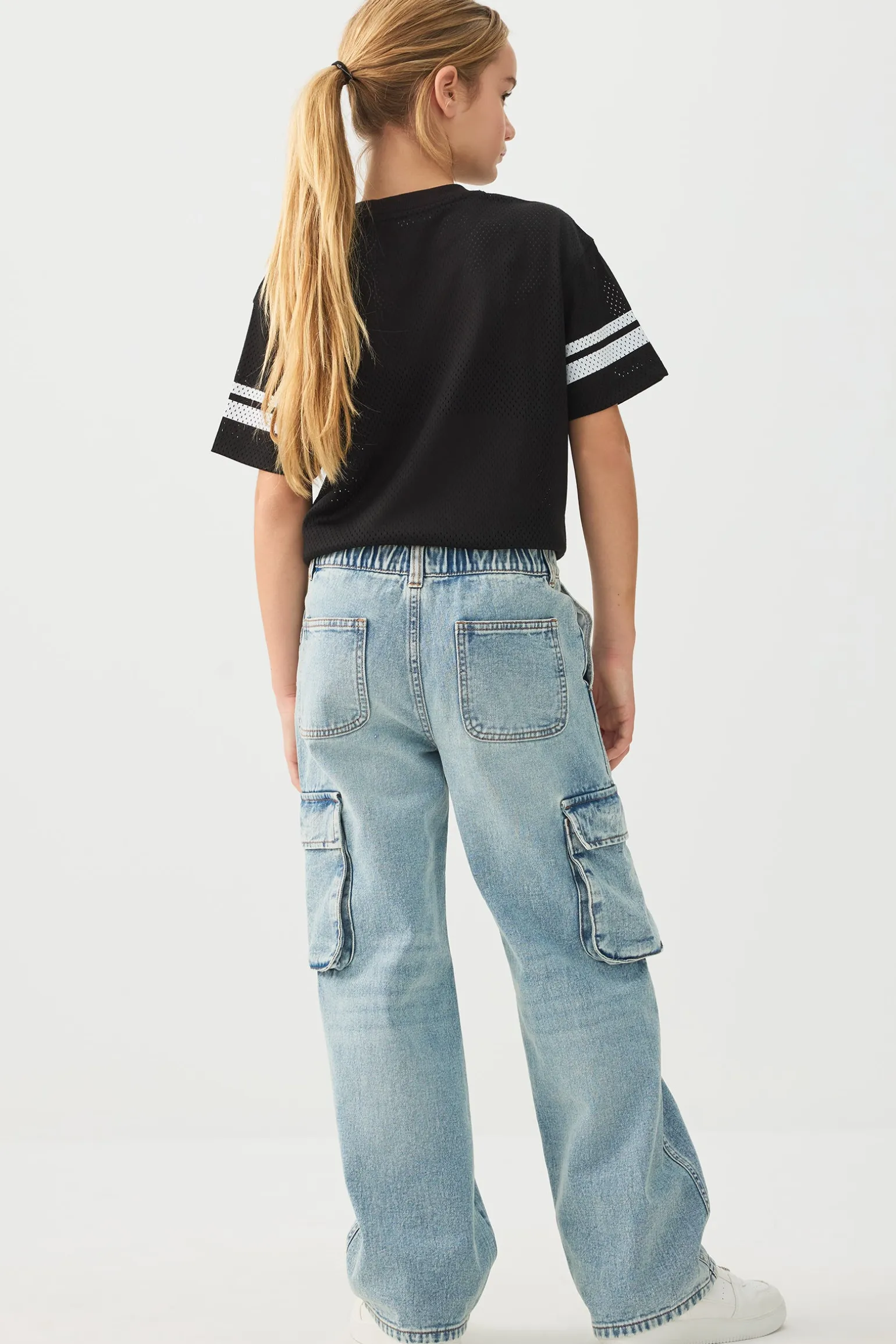 Wide Leg Cargo Jeans